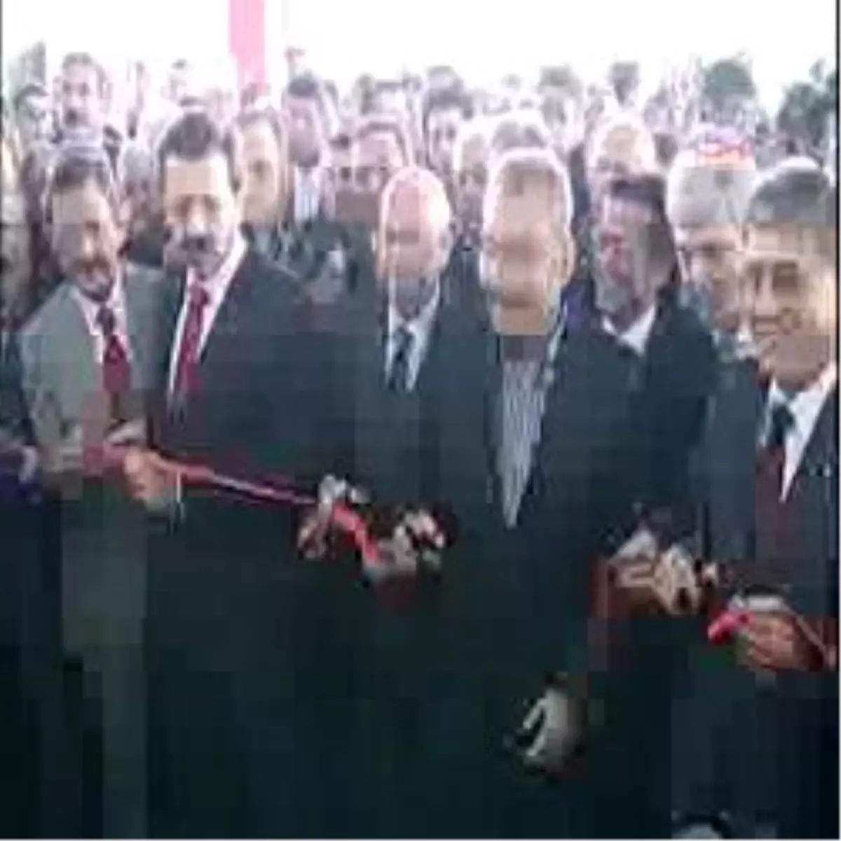 Baykal Horon Tepti Halay Çekti