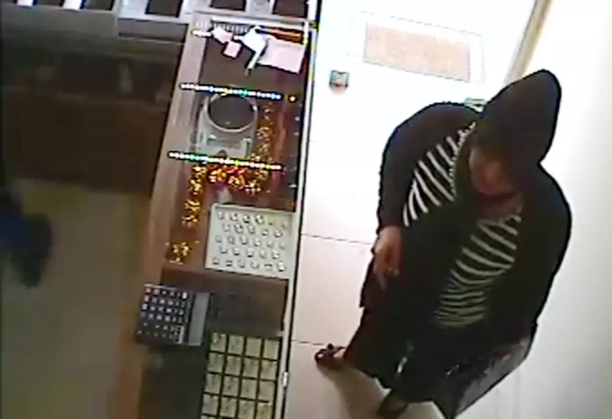 Kuyumcu Hırsızları Kameraya Yakalandı