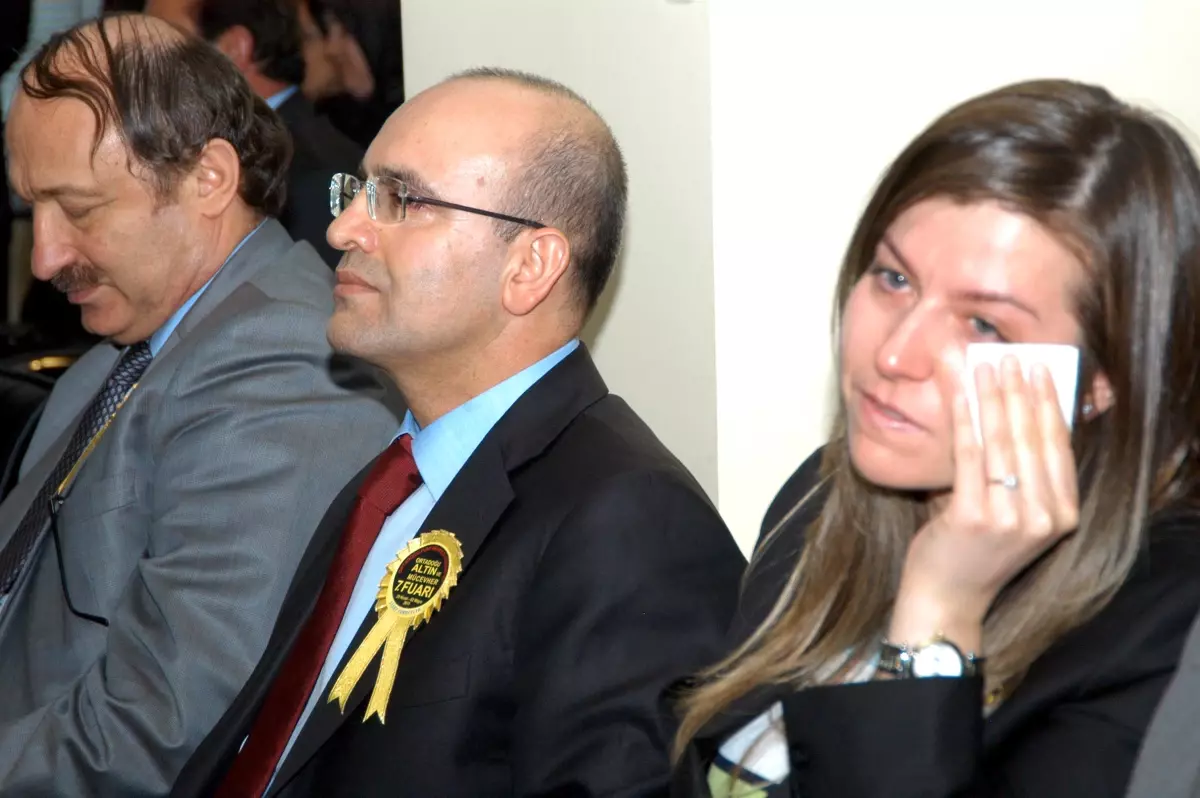 100 Bin Liraya Altın Büstiyer