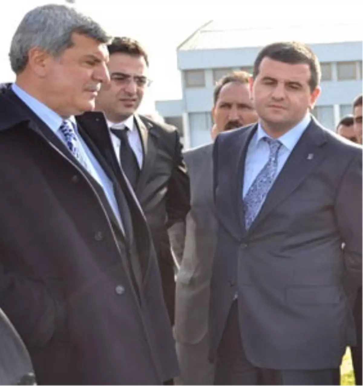 Baba Ve Oğuldan Şölen Öncesi Denetim

