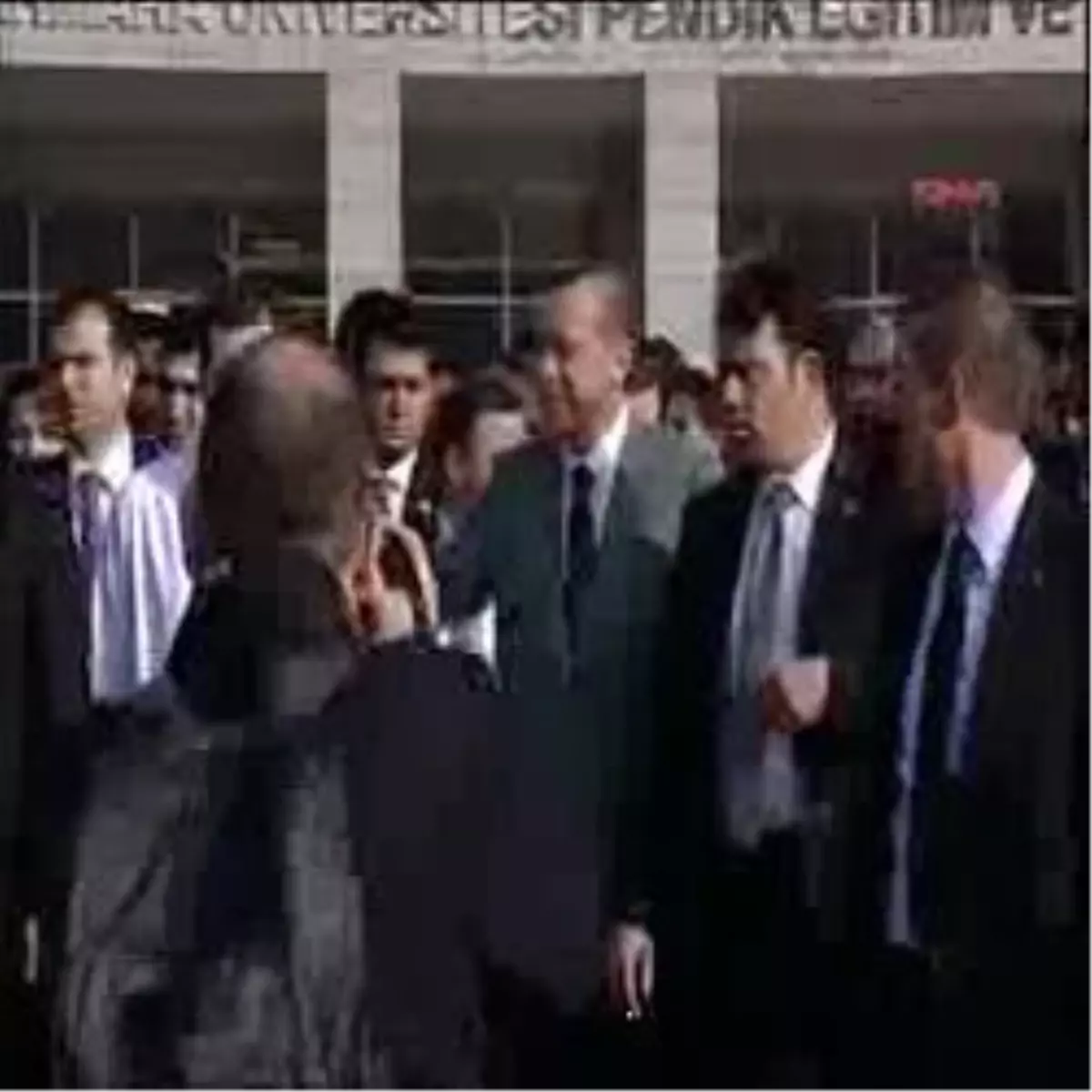 Başbakan'dan, Grev Yapan Sağlık Personeline : Bu Milletten Beddua Alırlar