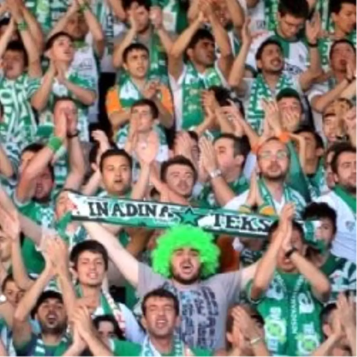 Bursaspor Taraftarları: 'Üçüncülük Başarıdır'