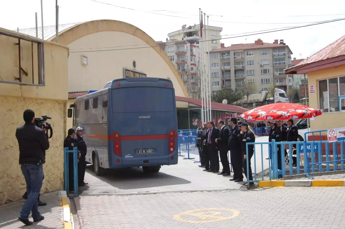 Ergin Kardeşler Hakim Karşısında