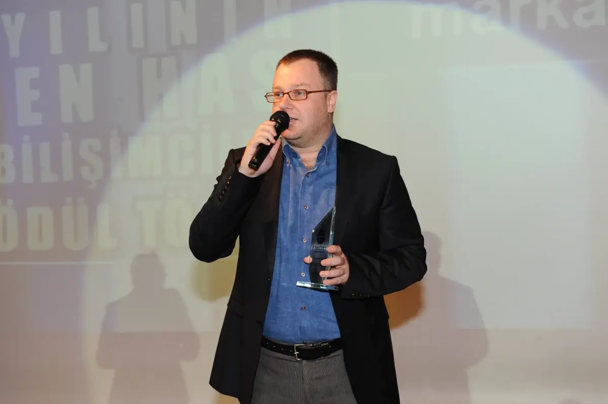 Markafoni En Çok Beğenilen Özel Alışveriş Sitesi Seçildi!