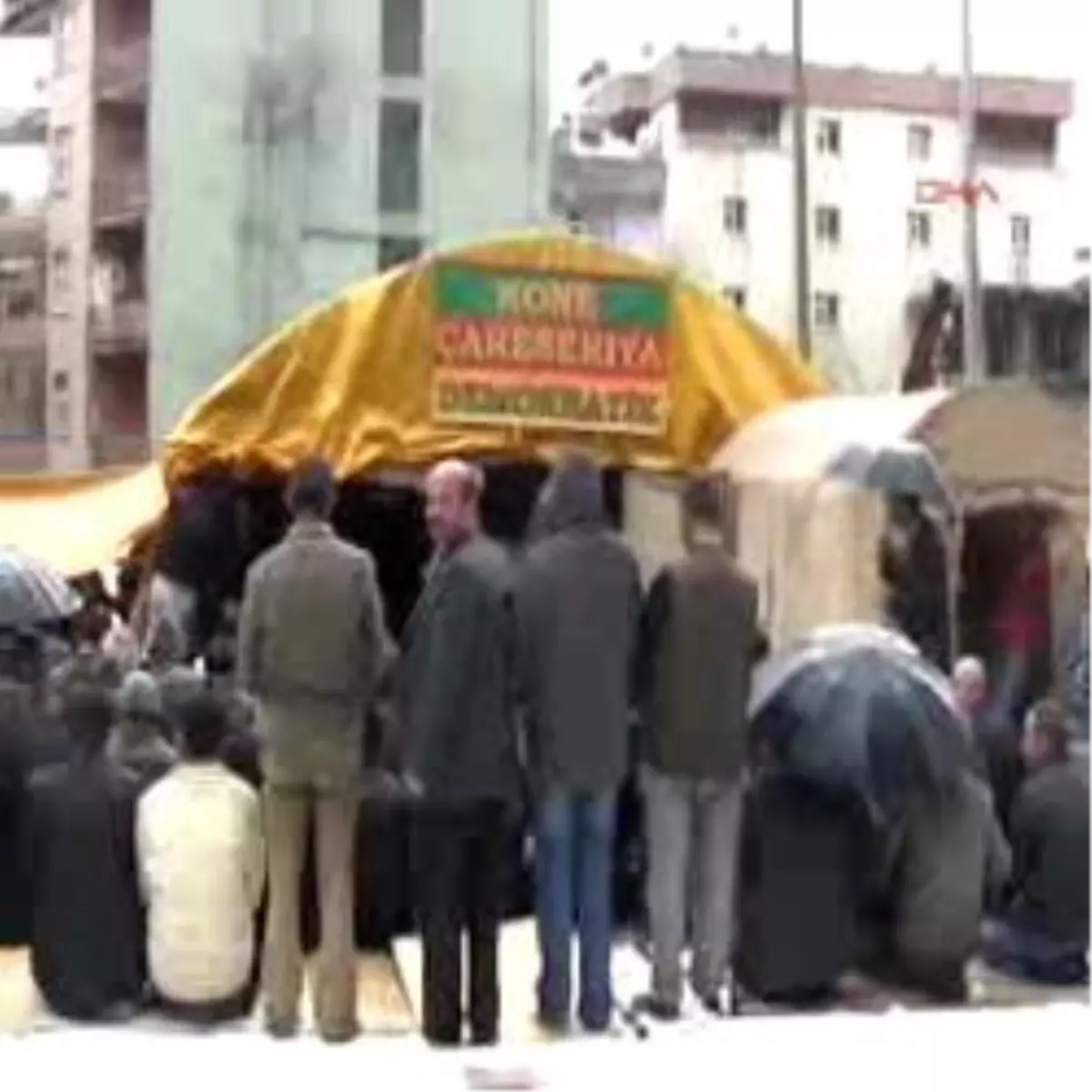 BDP\'lilerden Polis\'e Tekbirli Direniş!