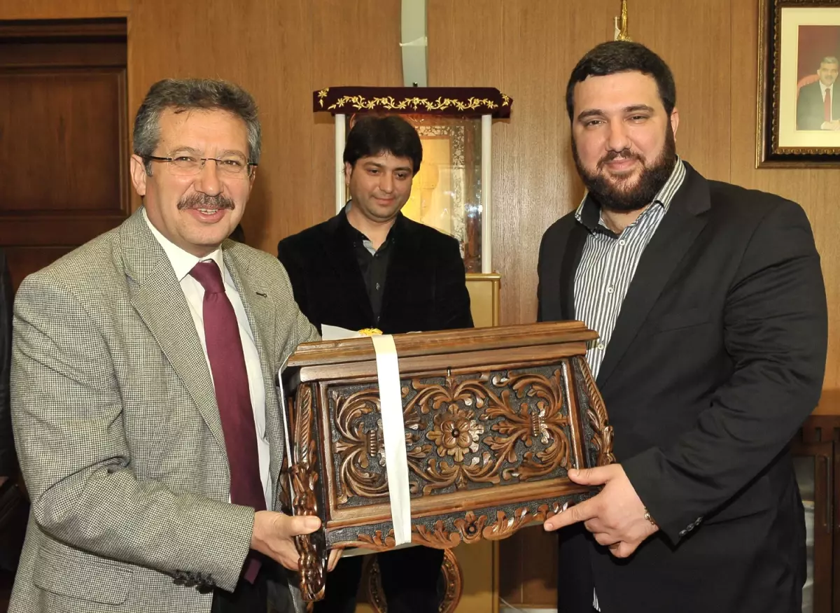 Sempozyum Onur Konuğu Başkan Poyraz’ı Ziyaret Etti