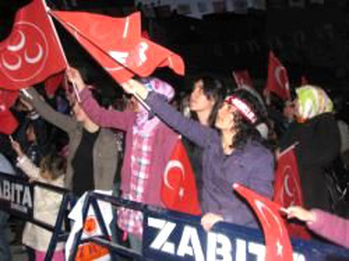 'Bahçeli: Dün Simitle Geçinenler, Gemi Filosu Sahibi Oldu ' Ek. (2)