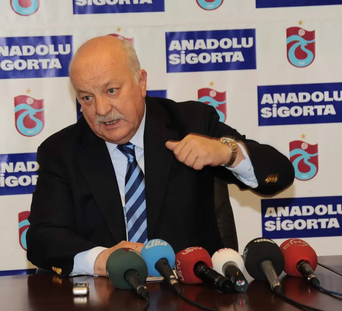 Trabzonspor Başkanı Şener: Trabzonspor\'un Hakkı Yeniyor