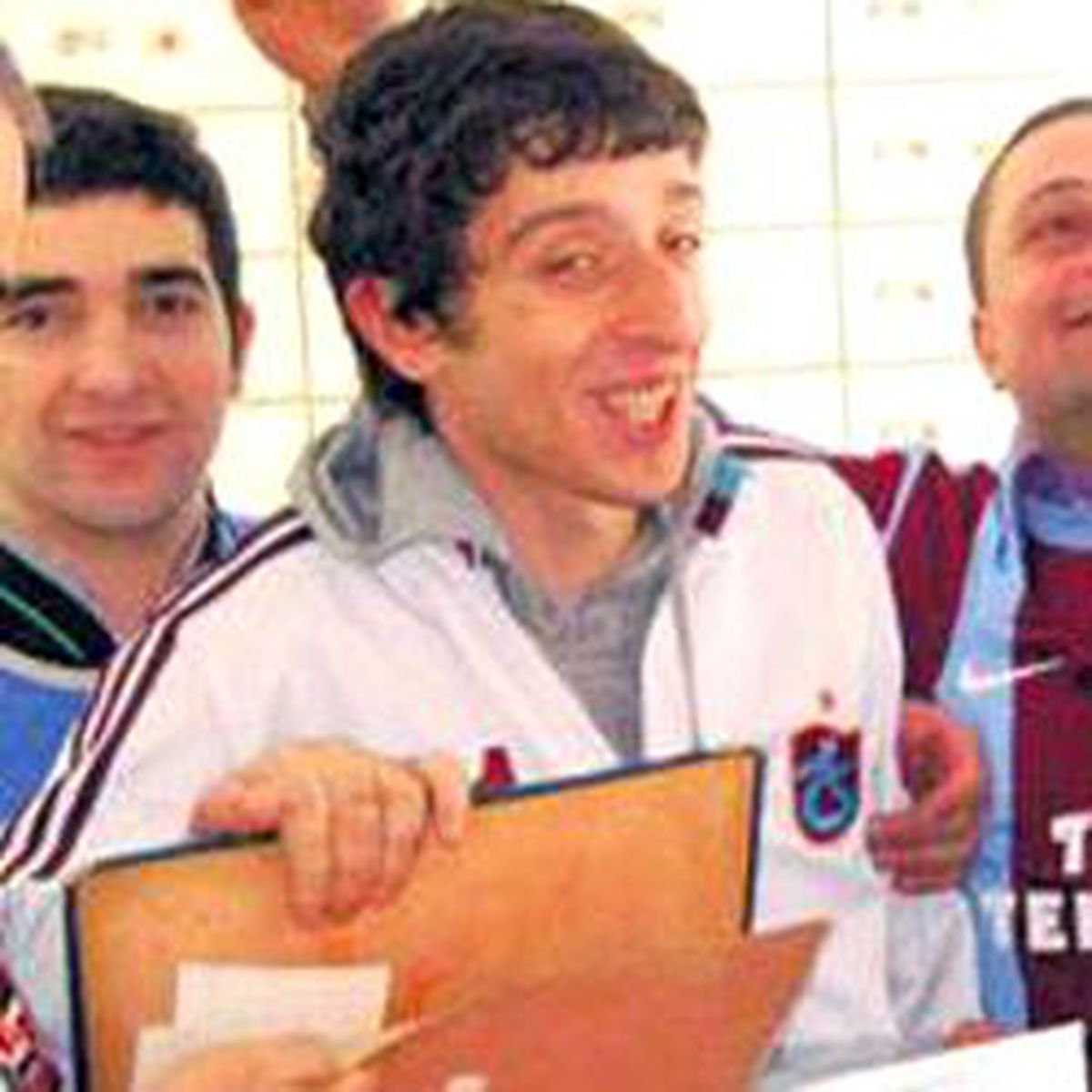 Akıllara Zarar İstek!
