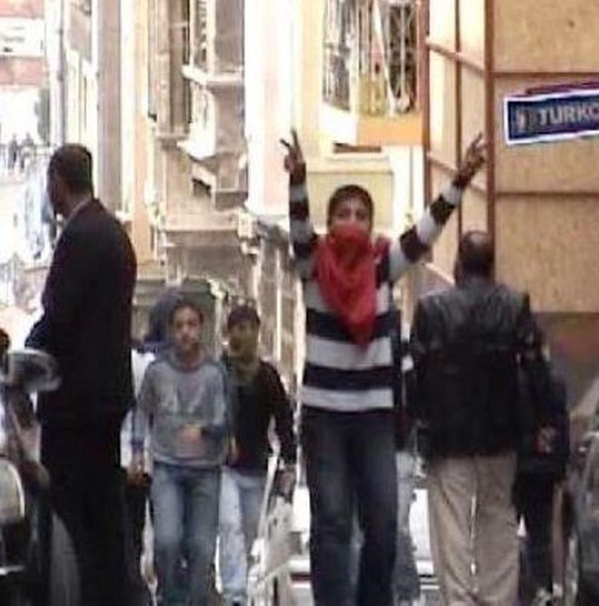 Taksim'de Ara Sokaklar Karıştı