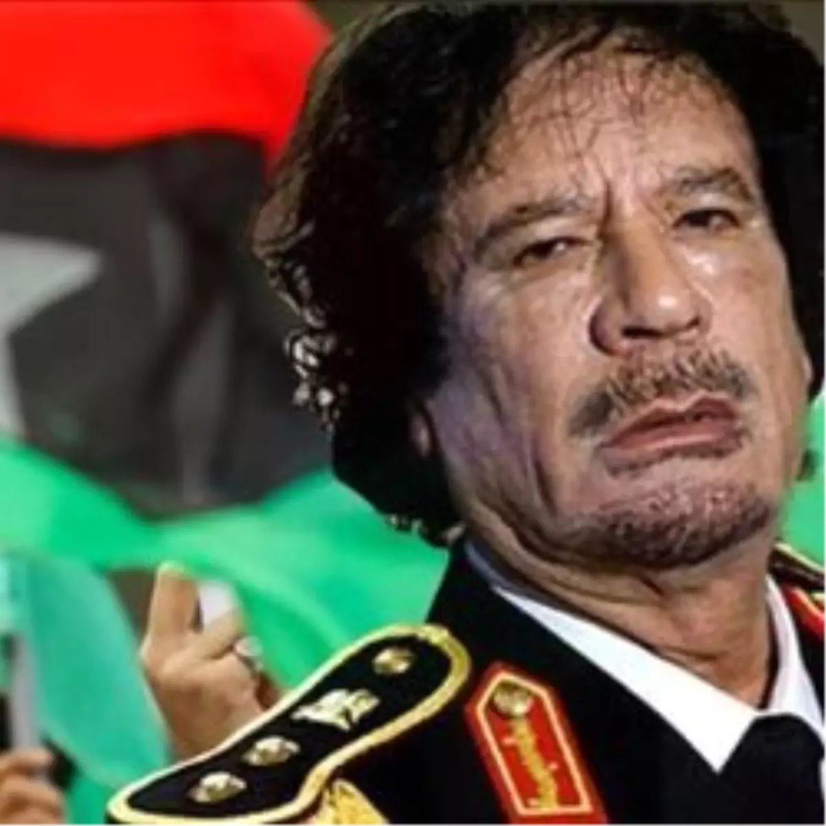 "Nato, Kaddafi\'yi Öldürürse Bu İyi Olur"