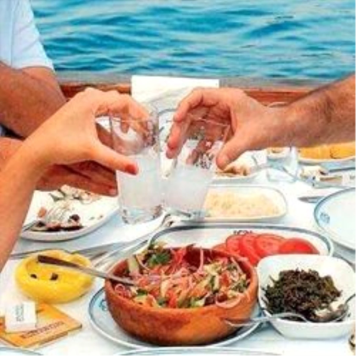 Bodrum\'da Sahte Rakı Paniği