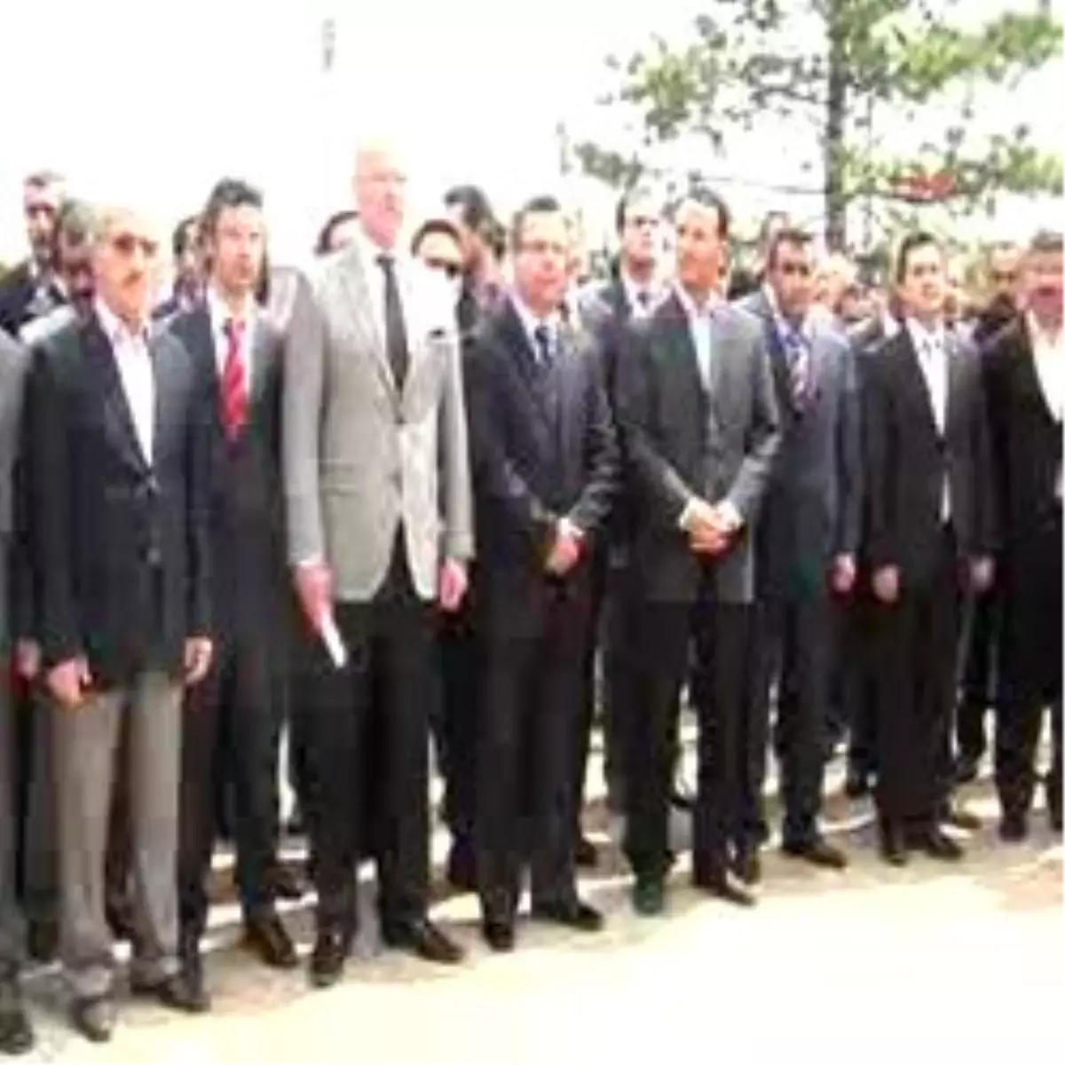 Türkçülük Gününde Ülkücülerden 'bozkurt' Sloganı