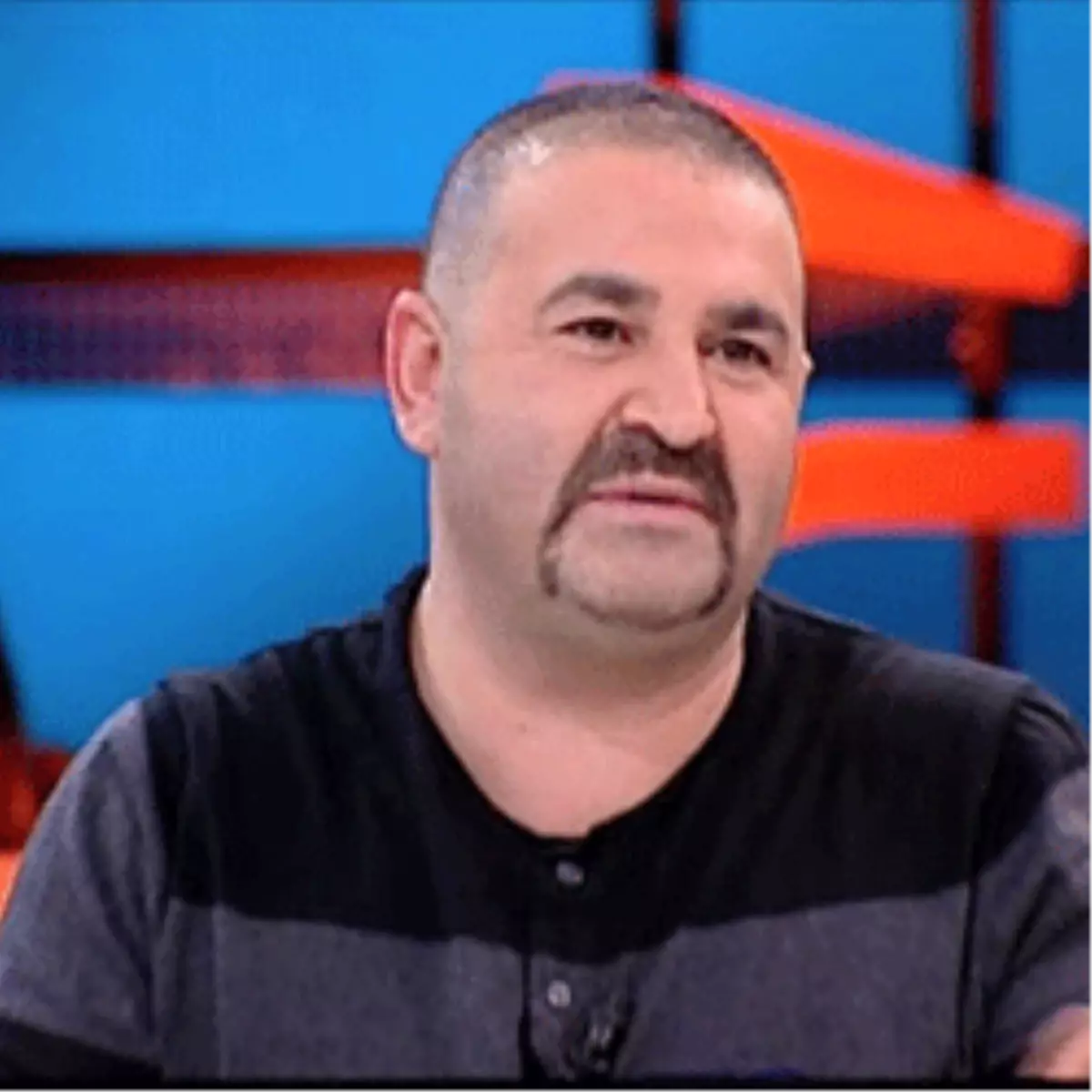 
Şafak Sezer’den Tekne Şakası!