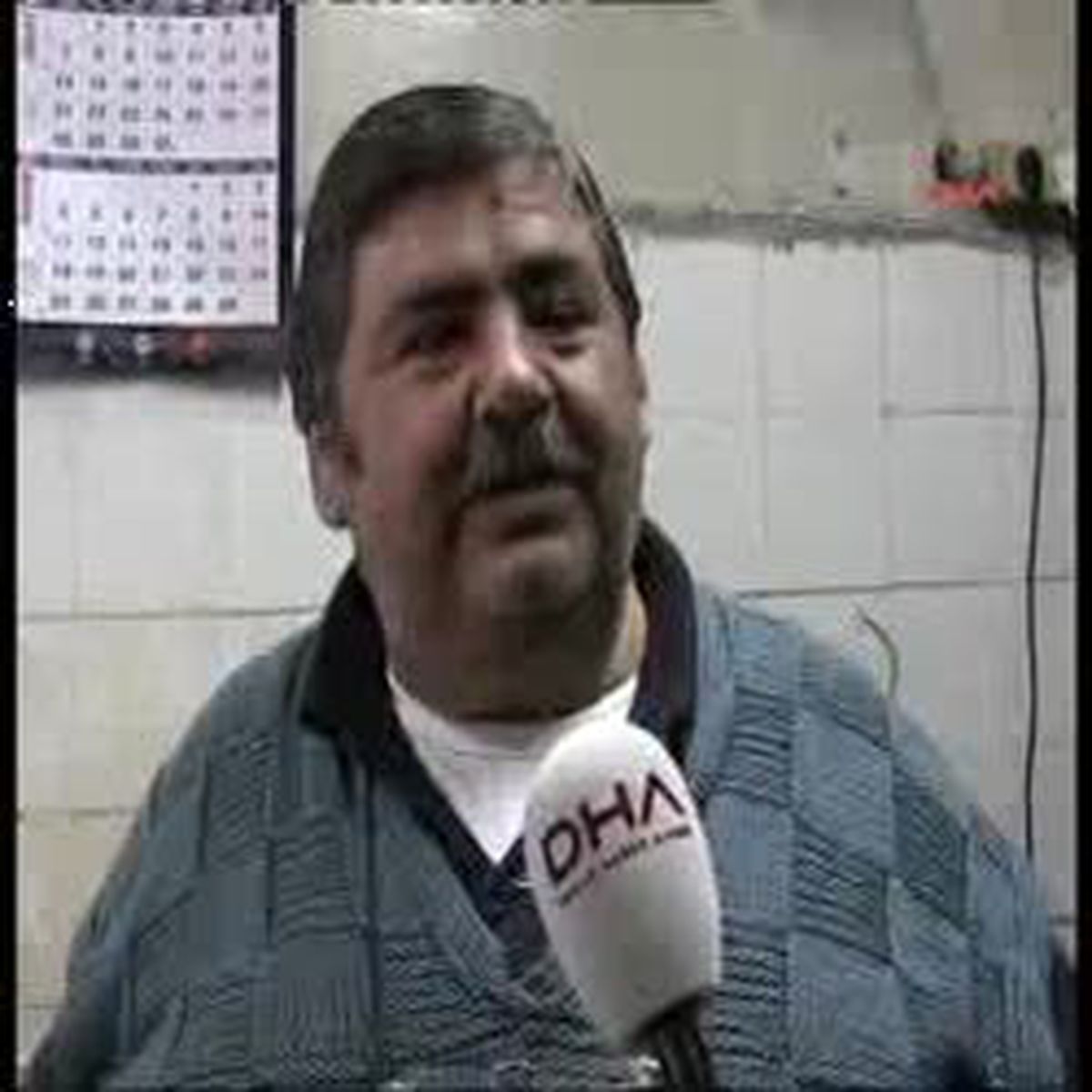 Okul Önünden Simit Ve Şalgam Alan Öğrenciye Dayak İddiası