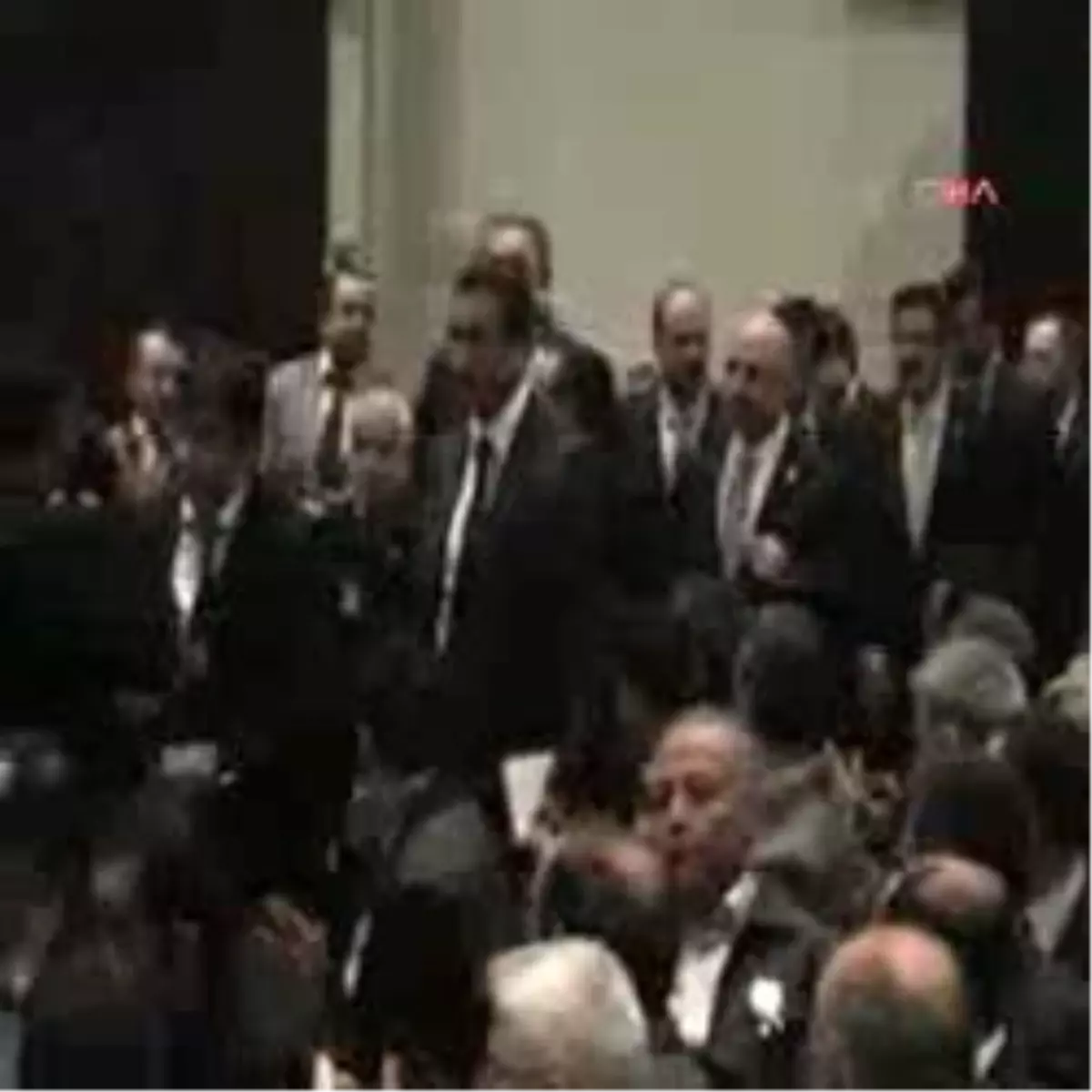 Bakan Bağış ve Elçilerin Balonu Havalanamadı