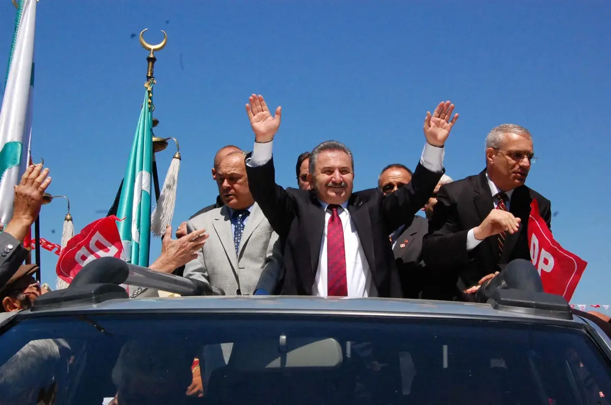 DP Genel Başkanı Zeybek: İki Adamız İşgal Ediliyor