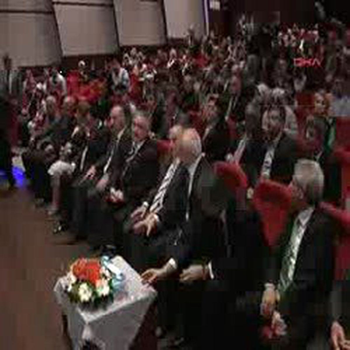 Mutlu ve Topbaş, Ahmet Kabaklı Kütüphanesi'ni Açtı