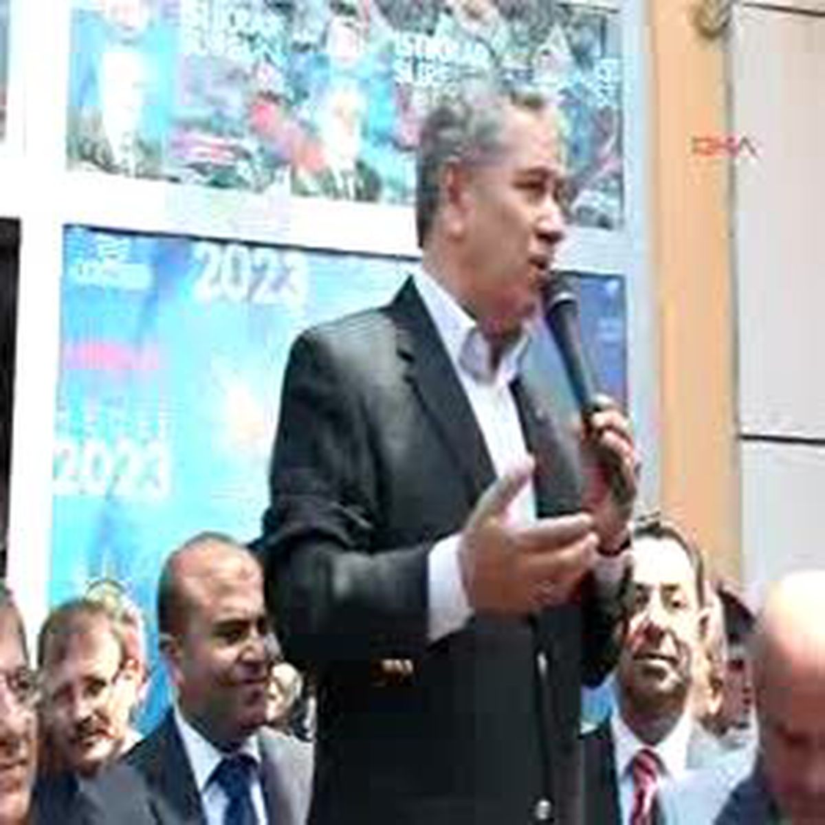 Arınç, 'Kimsenin Özel Hayatına Müdahaleyi Hoş Karşılamıyoruz'