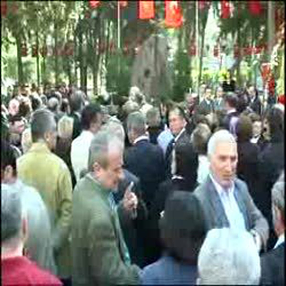 Ata' Nın Annesine Saygı