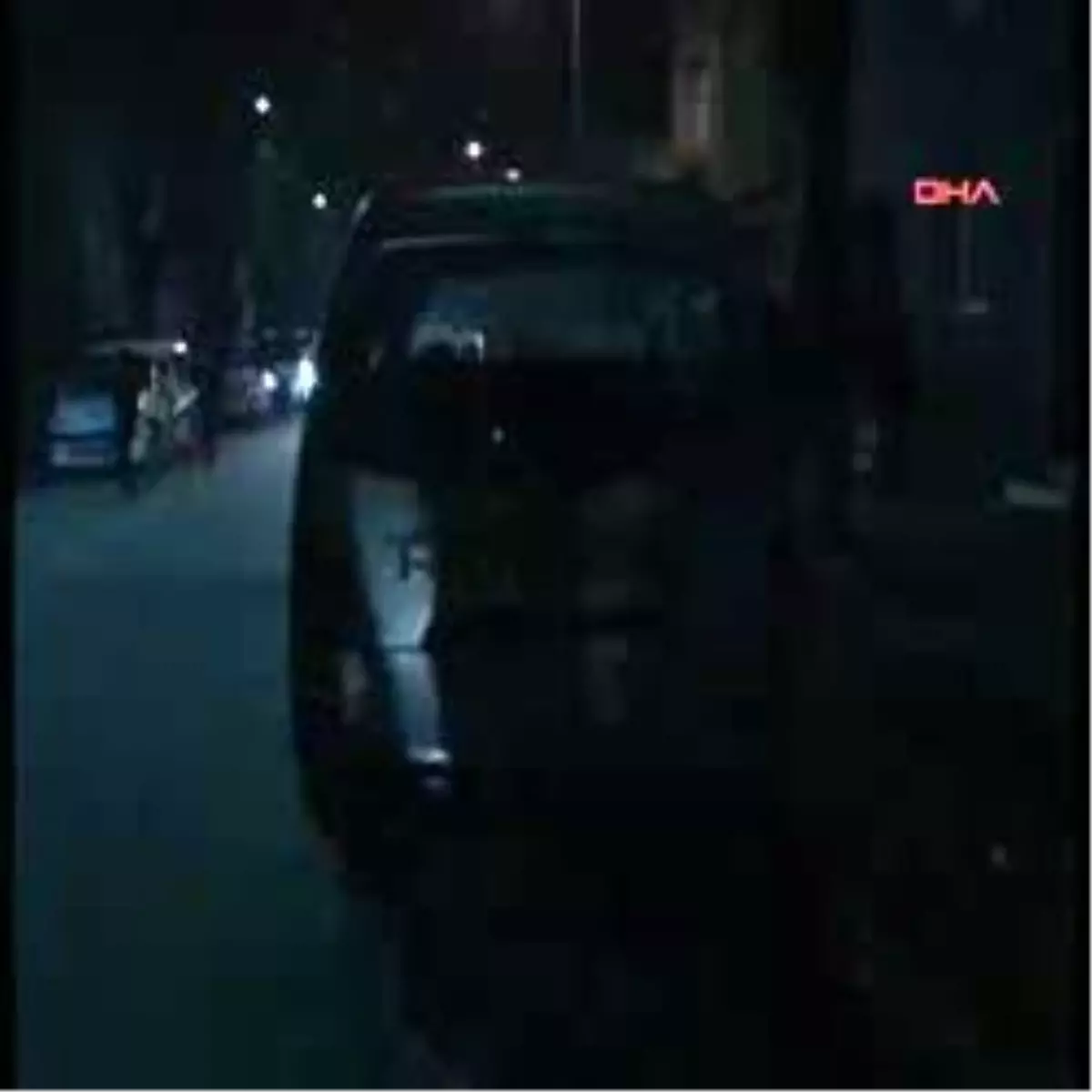 İnegöl\'de 3 Polis Tüfek ile Yaralandı