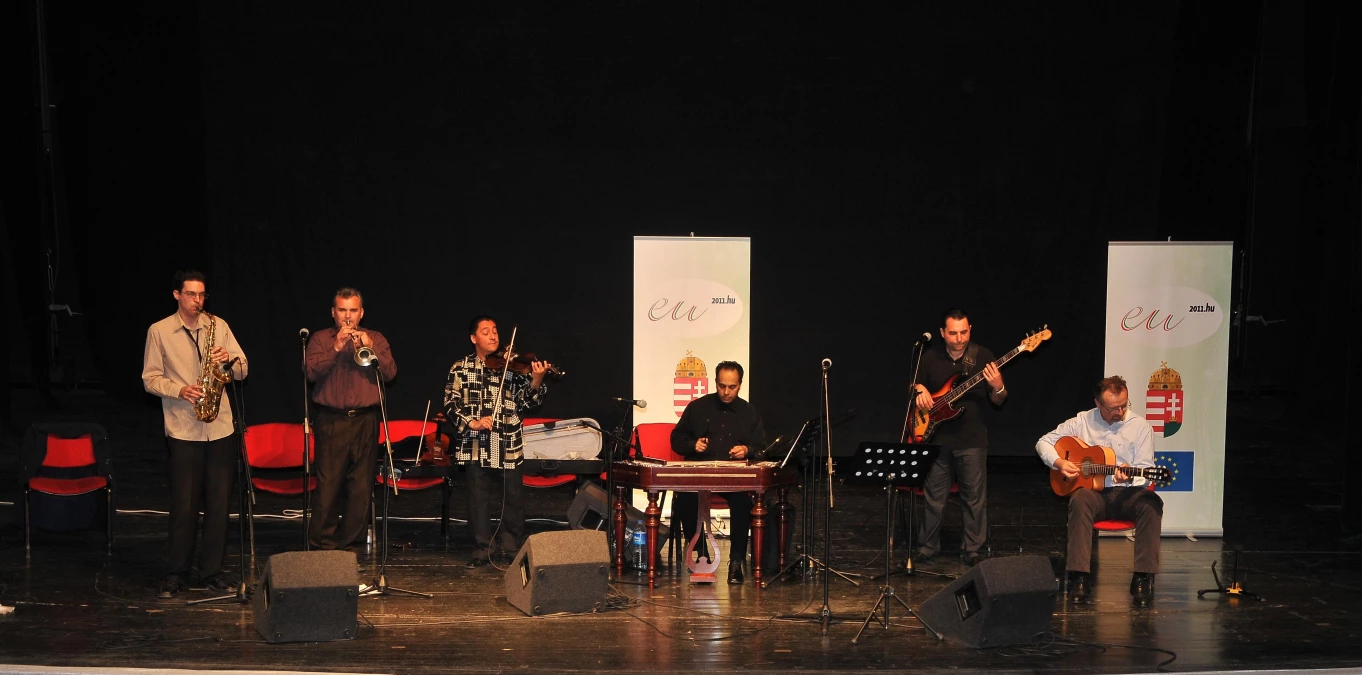 Macar Sanatçı Kalman Balogh Ve Çigan Santur Grubu Osmaniye’de Konser Verdi