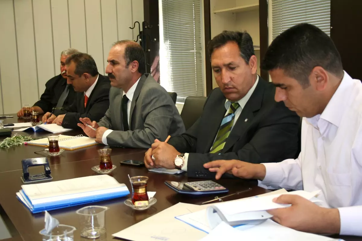 Mahmutoğlu Kulesinin Önüne Park Yapımı İhalesi

