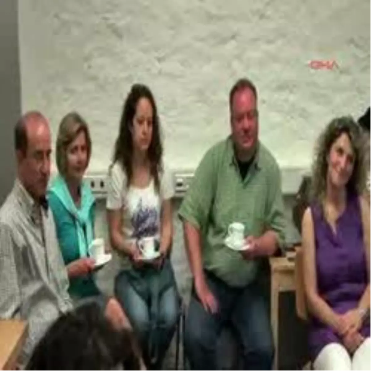 Karlsruhe\'de Anneler Günü Sazlı Sözlü Kutlandı