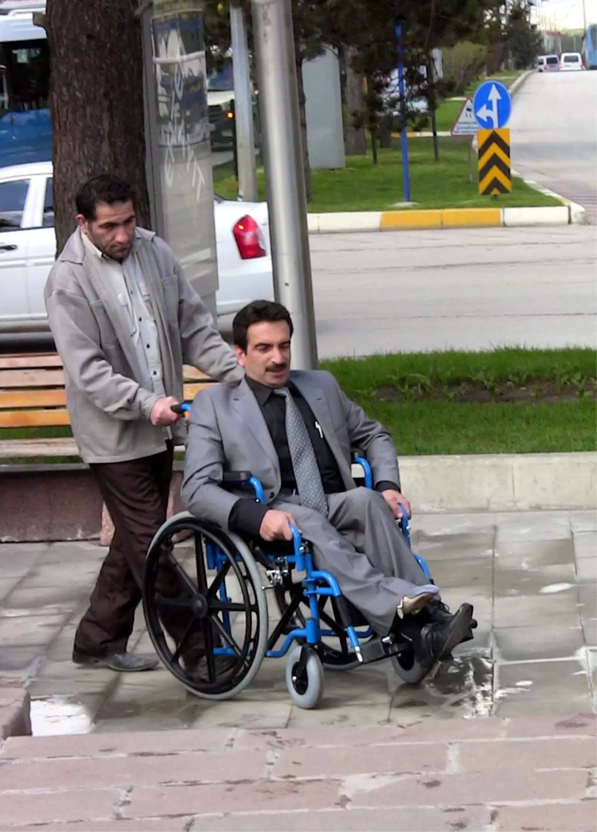 Törende Merdiven Engeli