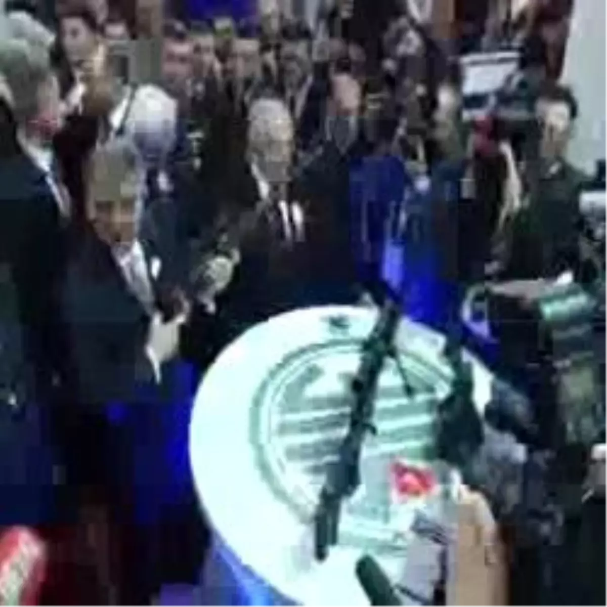 Gül\'ü Bu Silahlar Koruyacak