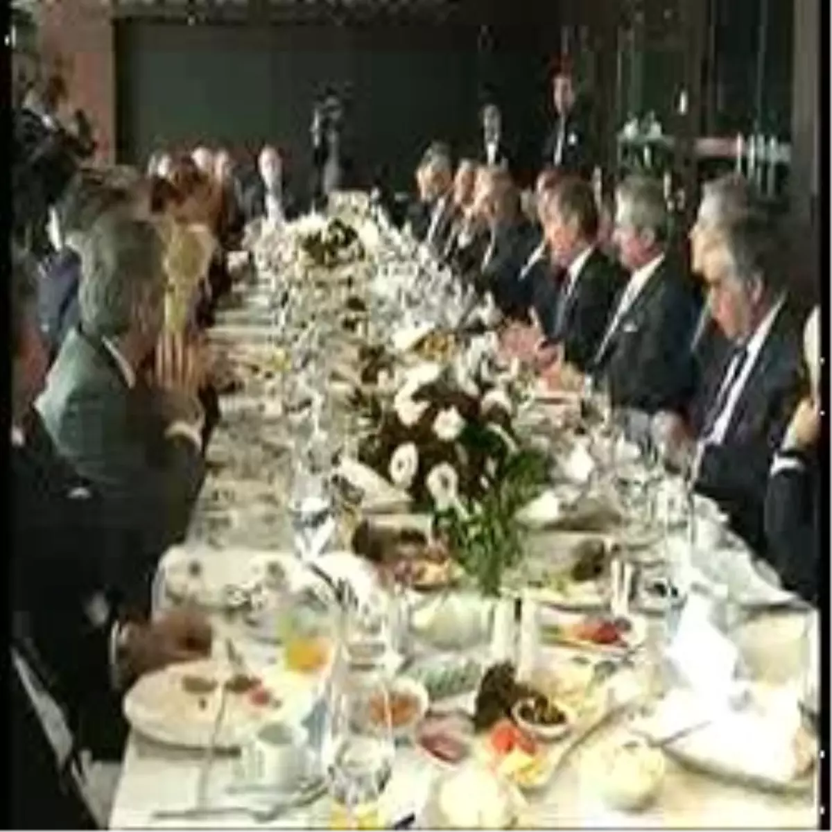 "AB İki Yüzlü Davranıyor"