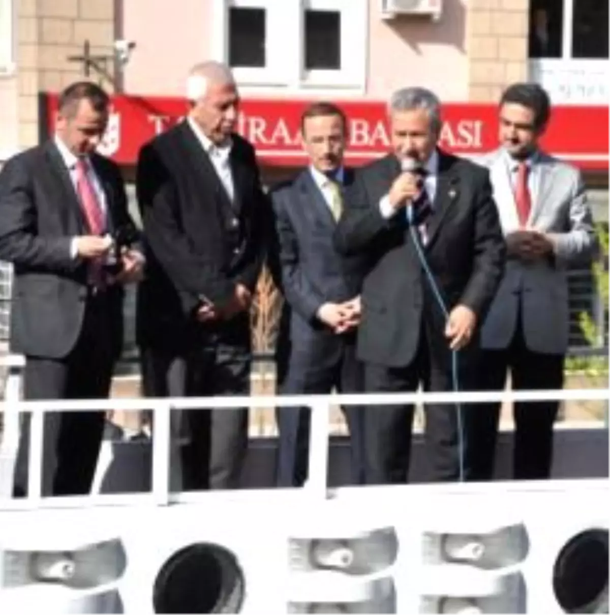 "Bizi Kardeş Yapan Laiklik Değil..."