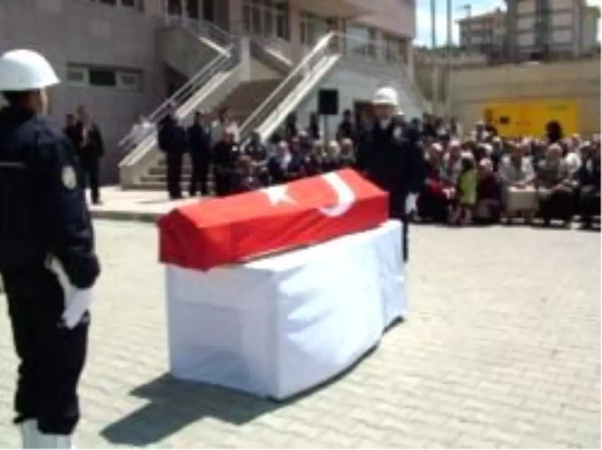 Kaza Kurbanı Koruma Şube Müdürü, Yozgat\'ta Toprağa Verildi