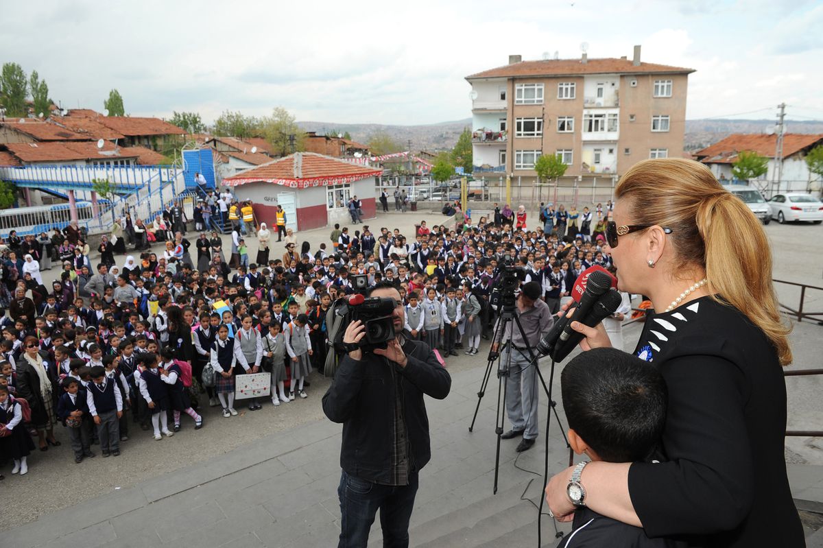 Sos’tan Eğitime Destek