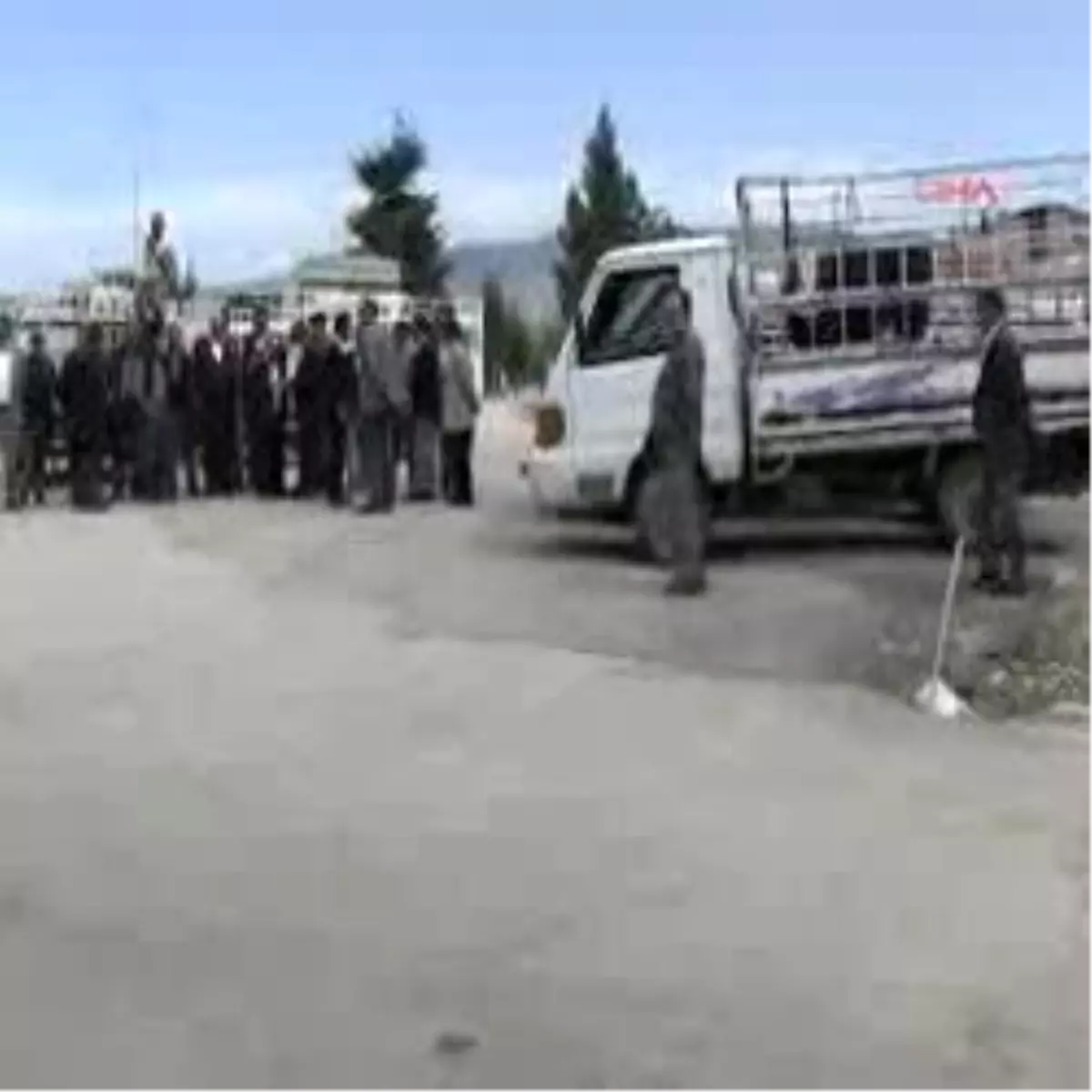 Elazığ\'da Besiciler Hayvanlarıyla Hükümeti Protesto Etti