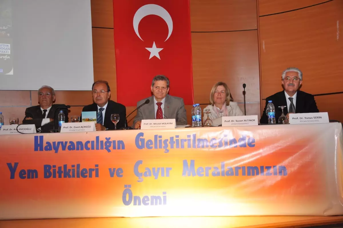 Kelkit Aydın Doğan Meslek Yüksekokulu\'nda \'hayvancılık ve Mera\' Paneli