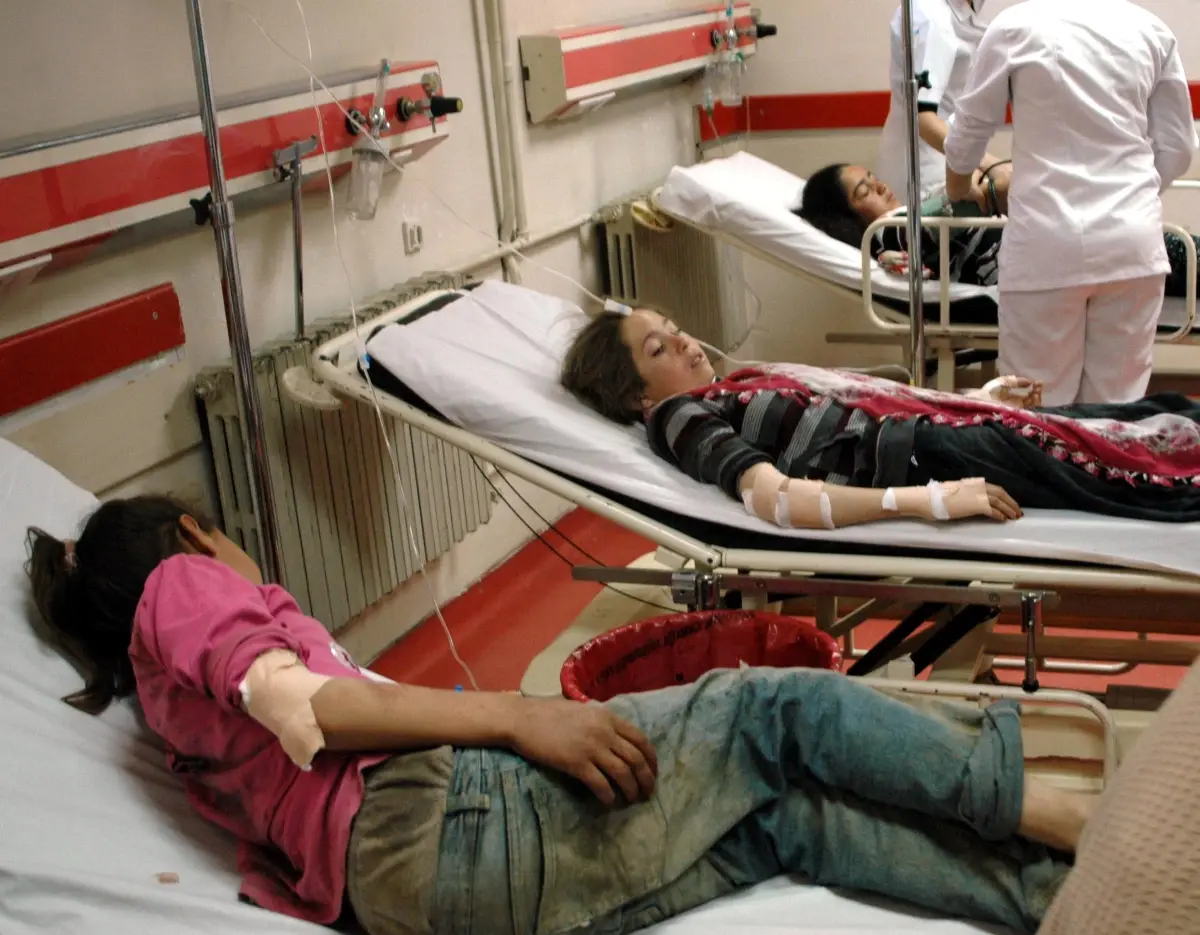 Tarım İşçilerini Taşıyan Kamyonet Yan Yattı: 22 Yaralı