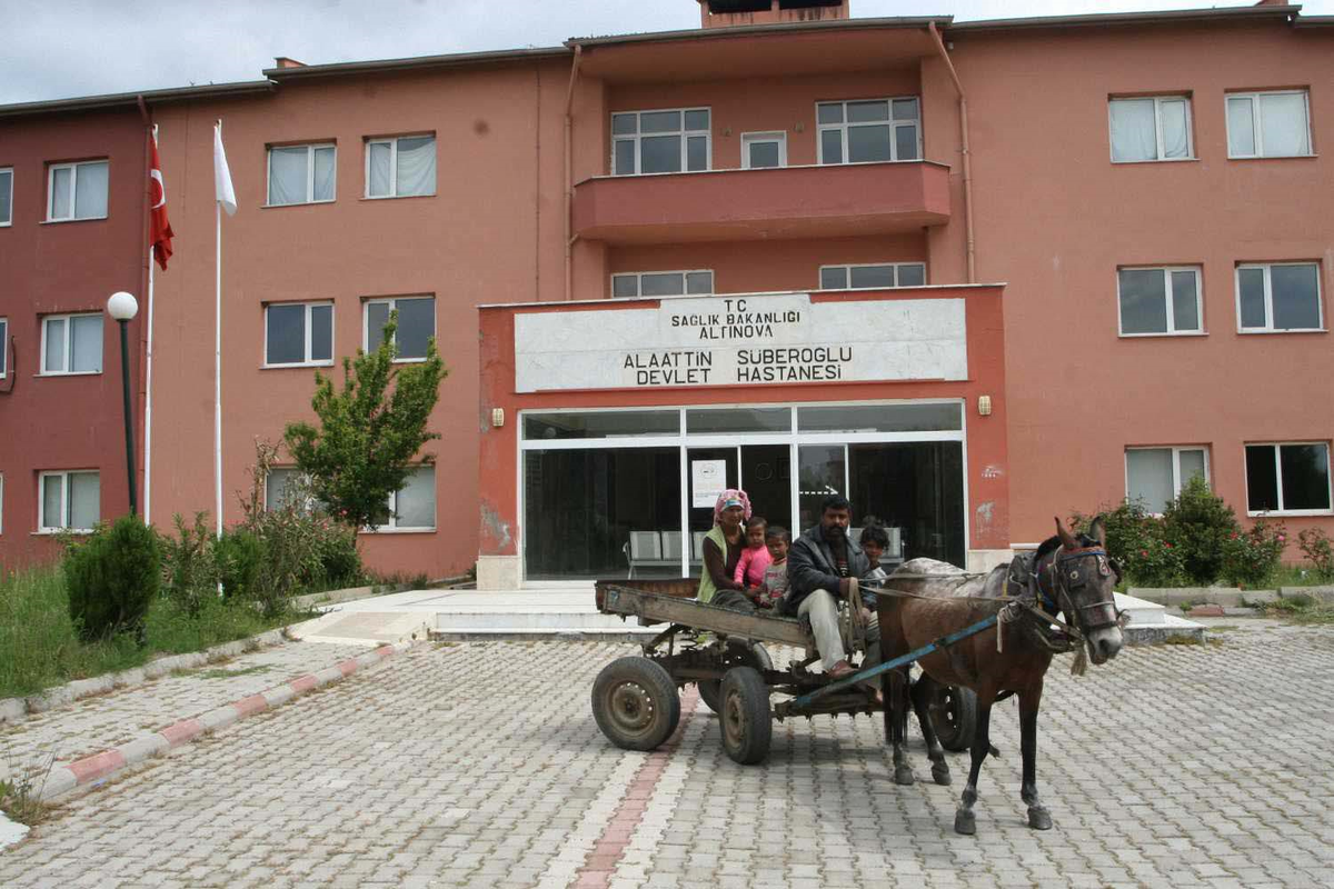 CHP'li Başkan: Başbakan'ın Açtık Dediği Hastane Aylardır Kapalı