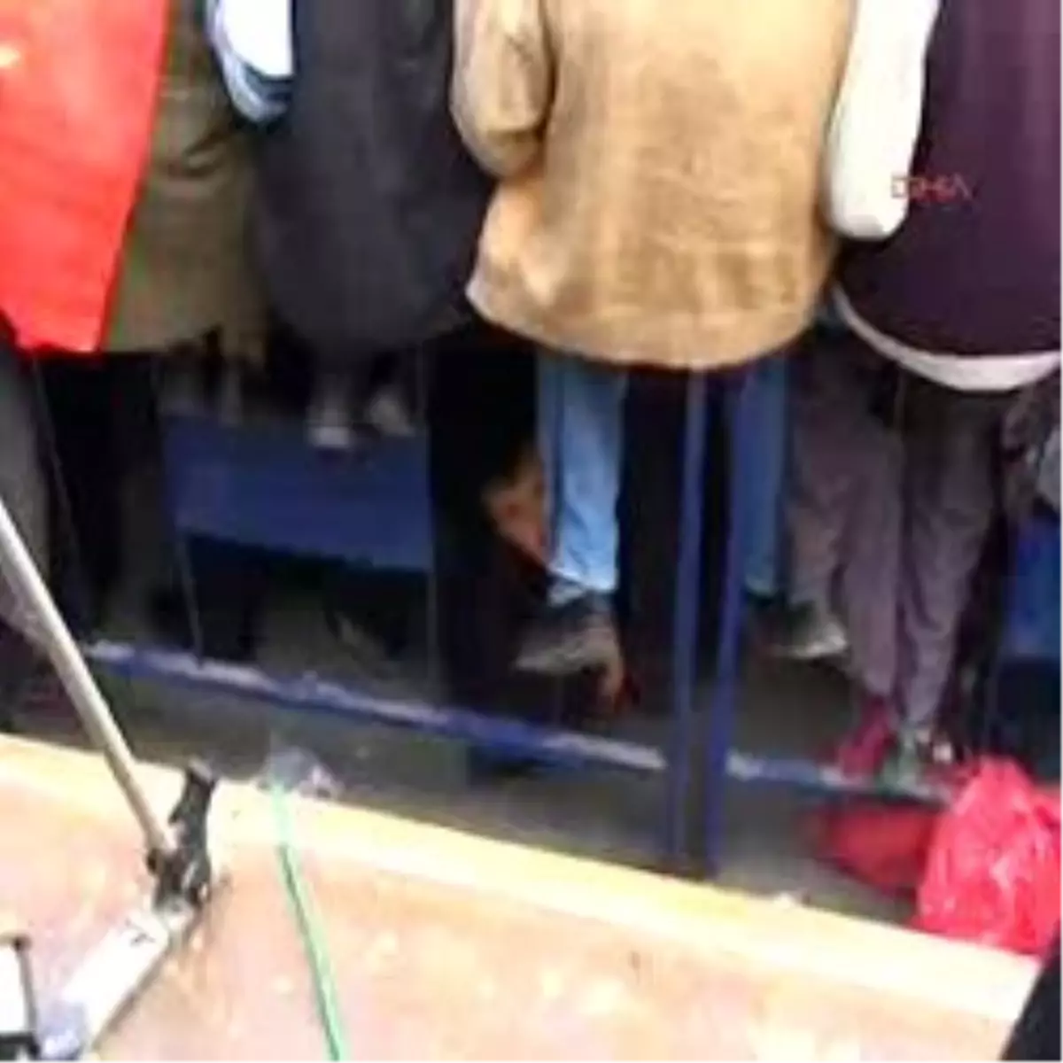 Denizli Detay Başbakan Erdoğan Denizli\'de Yağmur Altında Konuştu