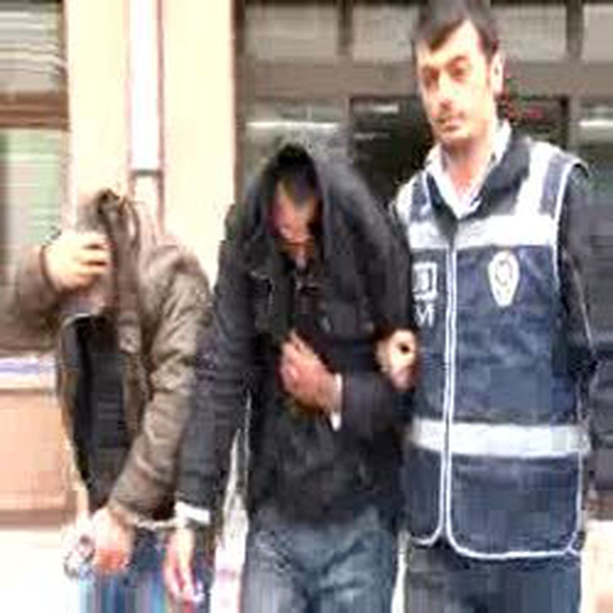 'Gümrük Operasyonu' Şüphelileri Adliyeye Sevk Edildi...