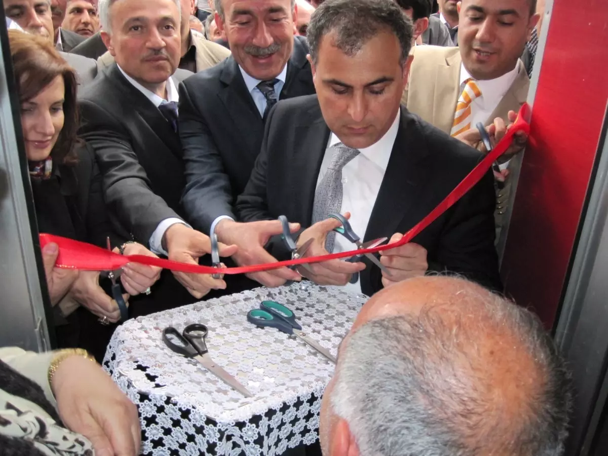 Şehrin Doğusunda Ve Batısında Septioğlu Coşkusu