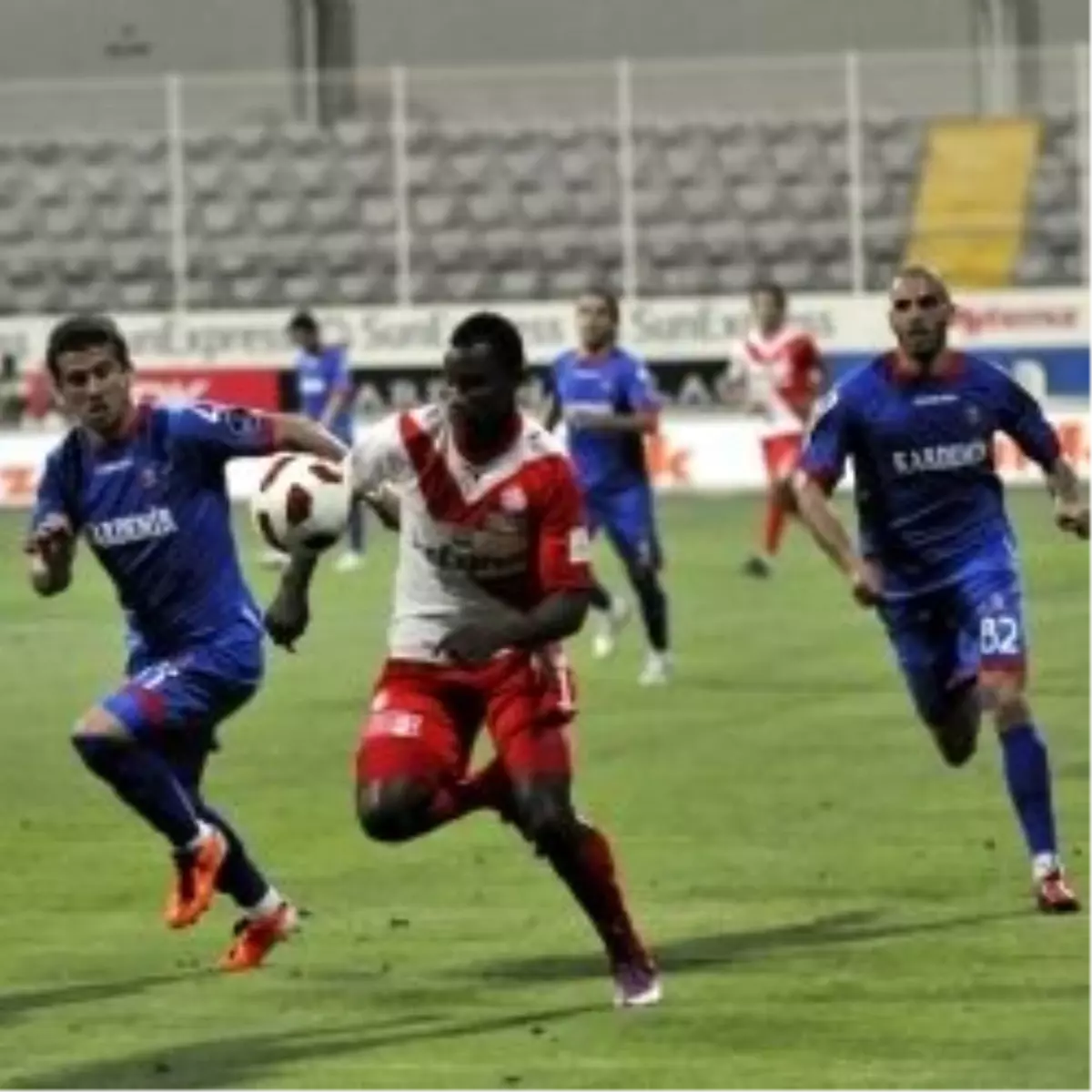 Medicalpark Antalyaspor: 1 - Kdc. Karabükspor: 2