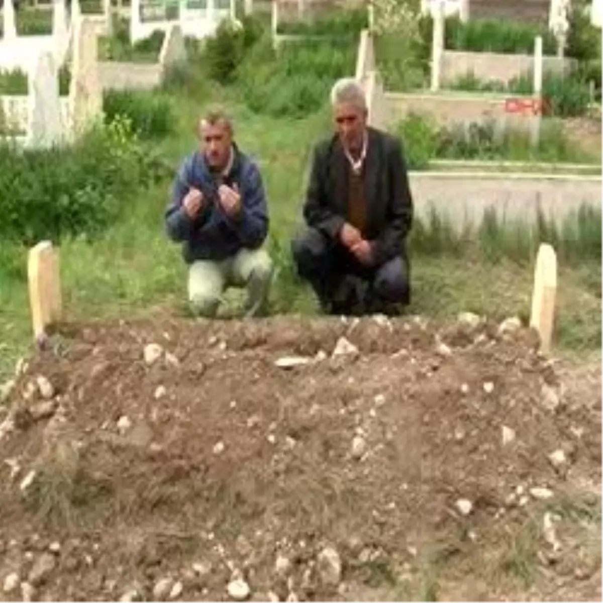 Öğrenci Sivas\'ta Toprağa Verildi