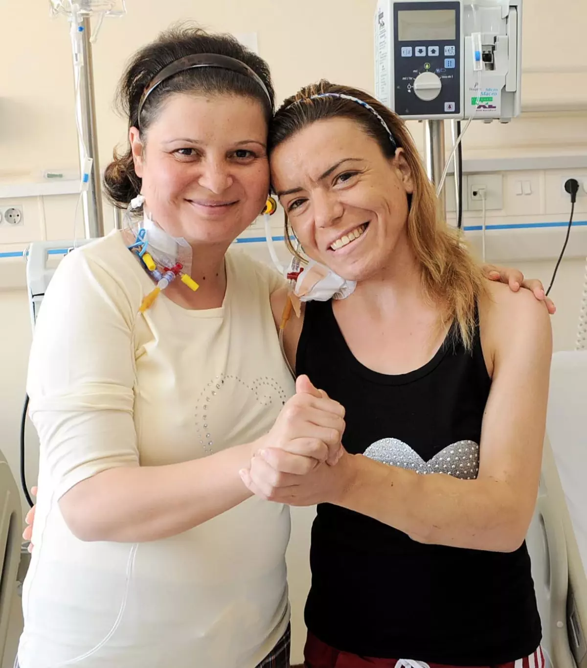 Uçakta Arkadaş, Hastanede Organ Kardeşi Oldular