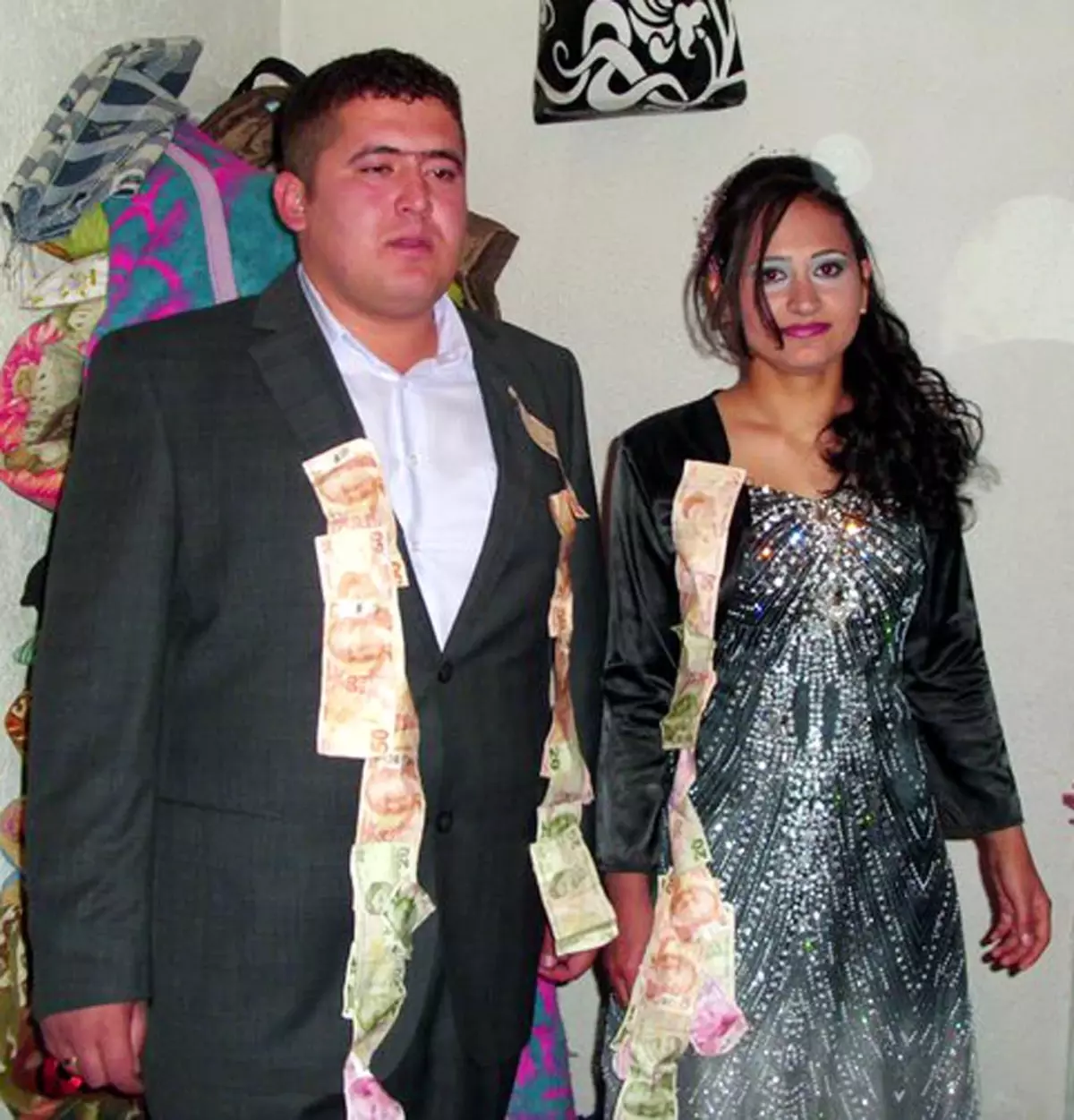 Gelin \'Hayır\' Deyince, Damat Kalpten Gidecekti