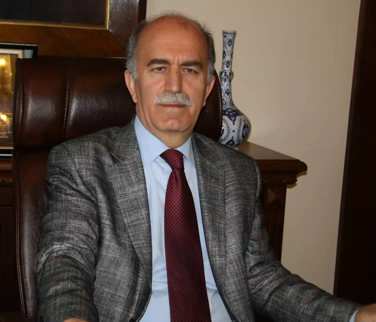 Bursa Valisi Şahabettin Harput Yılın Valisi Seçildi
