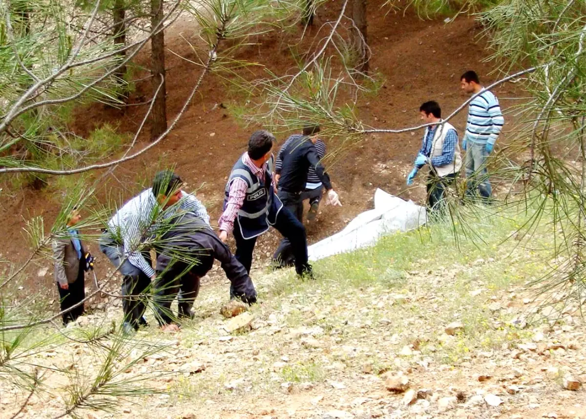 Kore Gazisi\'ni Ormanda İple Boğup Parasını Aldılar