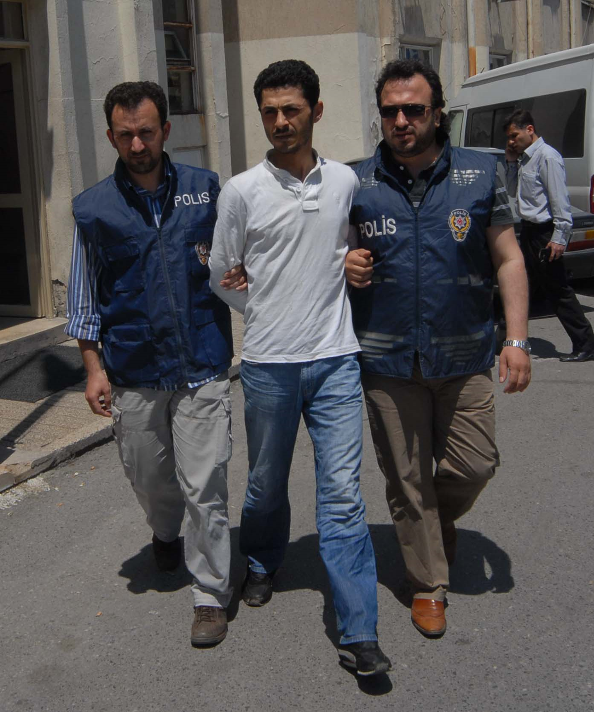 Uyuşturucu İçin Kapkaç Yaptı, 'sevgimden' Dedi