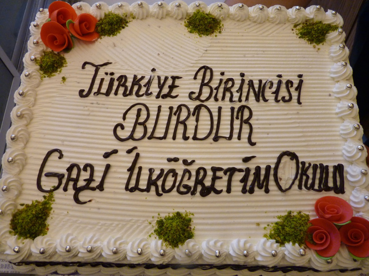 Burdur Gazi İlköğretim Okulu Türkiye Birincisi oldu