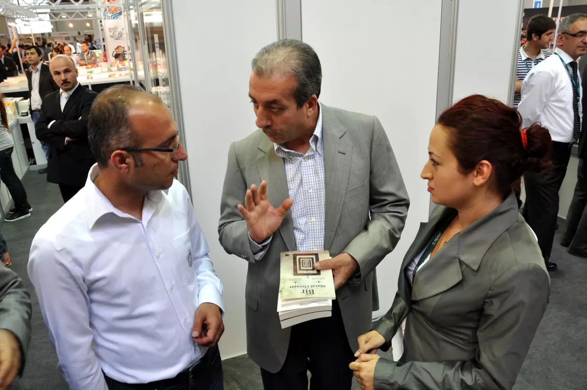 Diyarbakır\'da Olayların Gölgesinde Kitap Fuarı